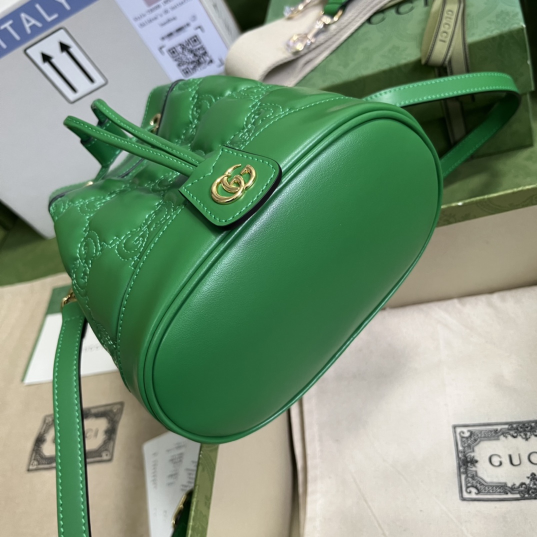 Gucci GG Matelassé Beuteltasche (17*20*10cm) - EUR FASHION