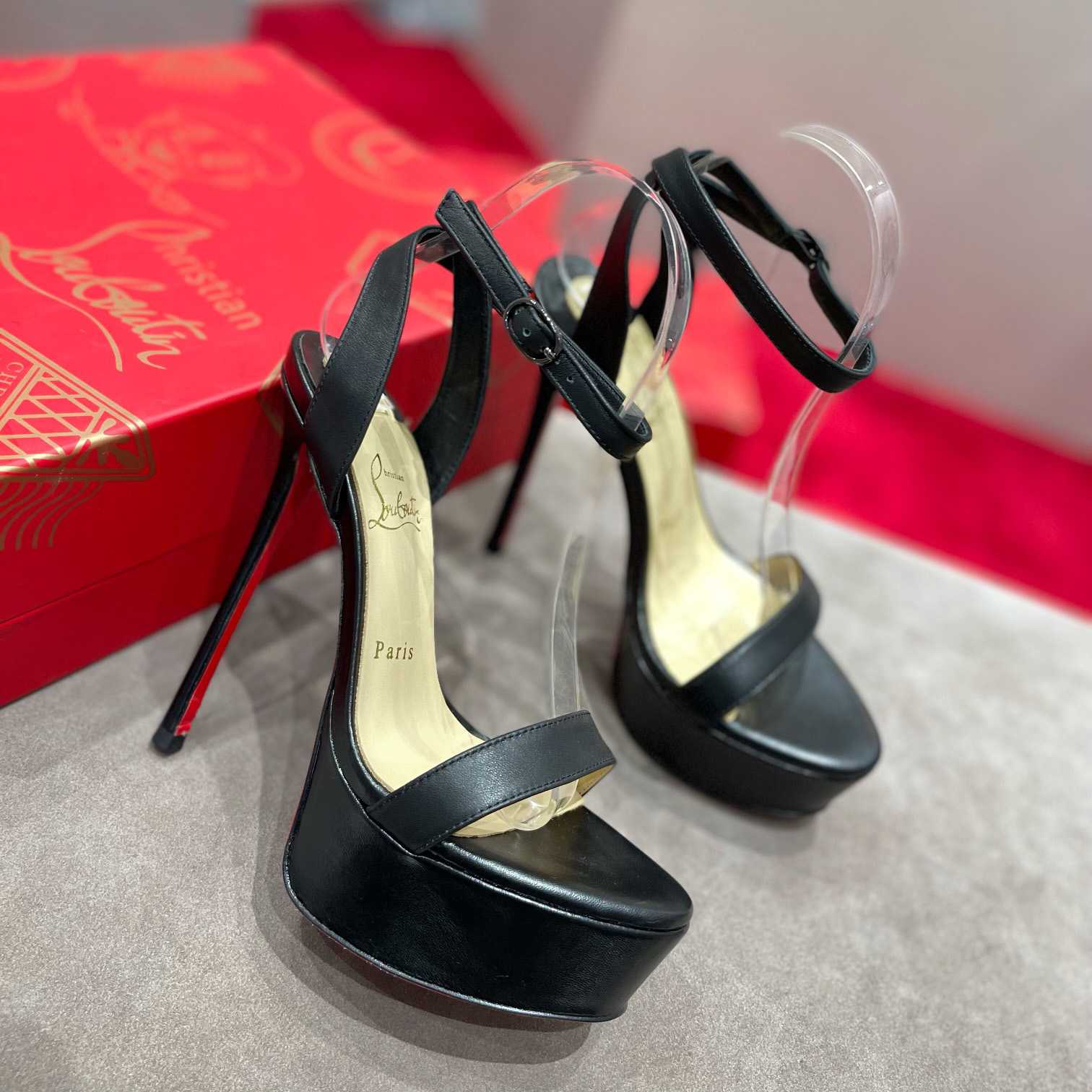 Christian Louboutin Loubi Queen Alta 150 mm - EUR FASHION