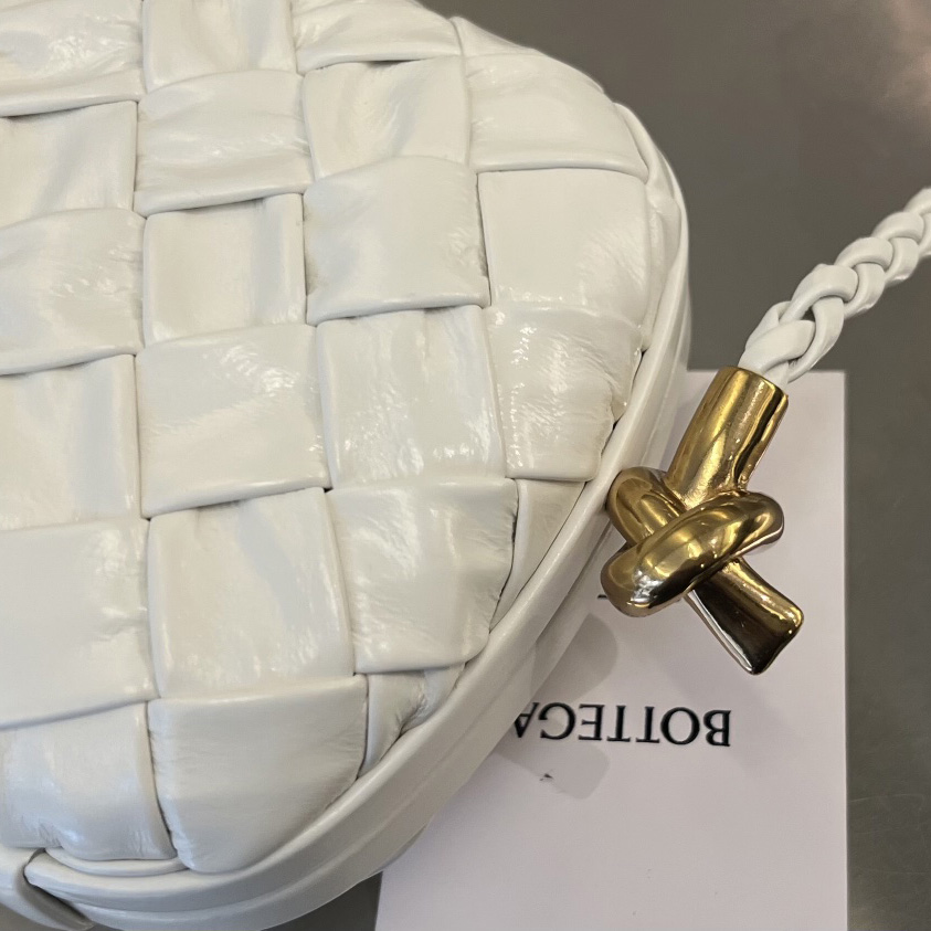Bottega Veneta Knoten am Riemen - EUR FASHION