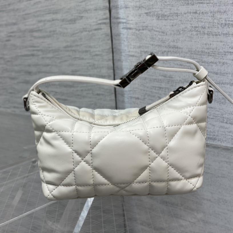 Kleine Diortravel Nomad-Tasche von Dior - EUR FASHION
