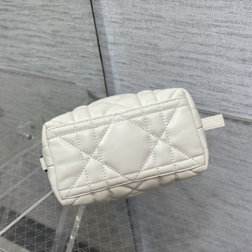 Kleine Diortravel Nomad-Tasche von Dior - EUR FASHION
