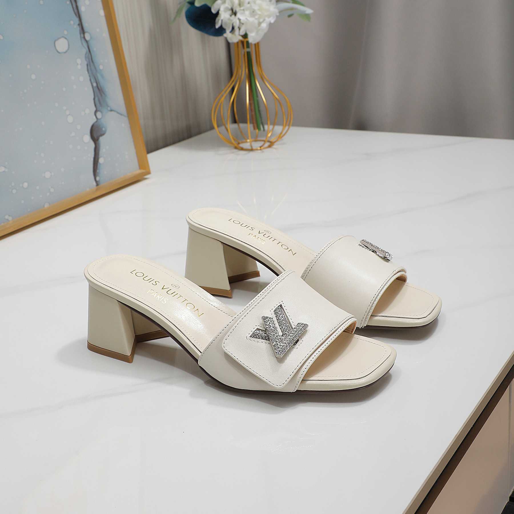 Louis Vuitton Shake Mule 1AB2PD - EUR FASHION