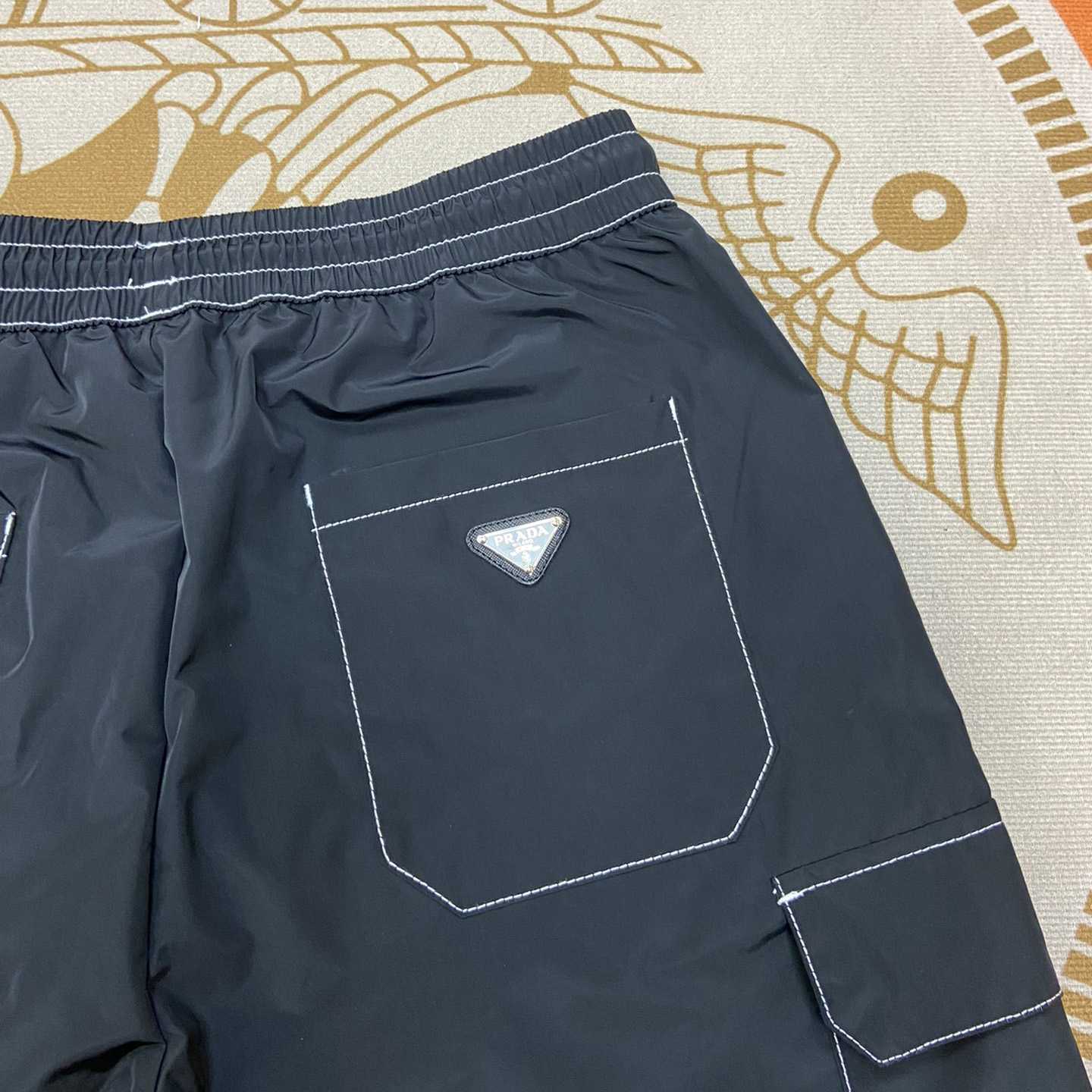 Baumwollshorts mit Prada-Logo - EUR FASHION
