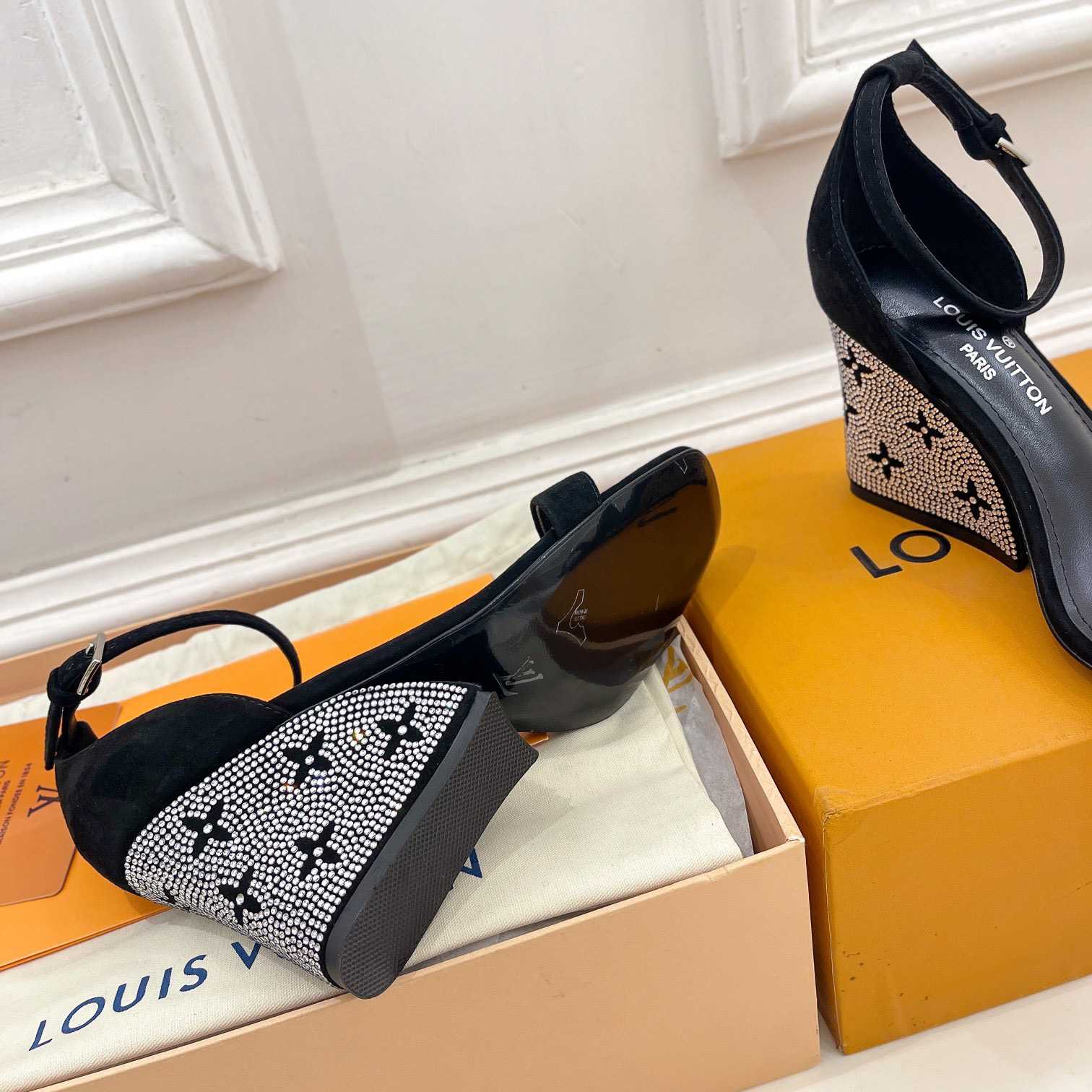 Louis Vuitton Appeal Wedge Sandale 1AACNU - EUR FASHION