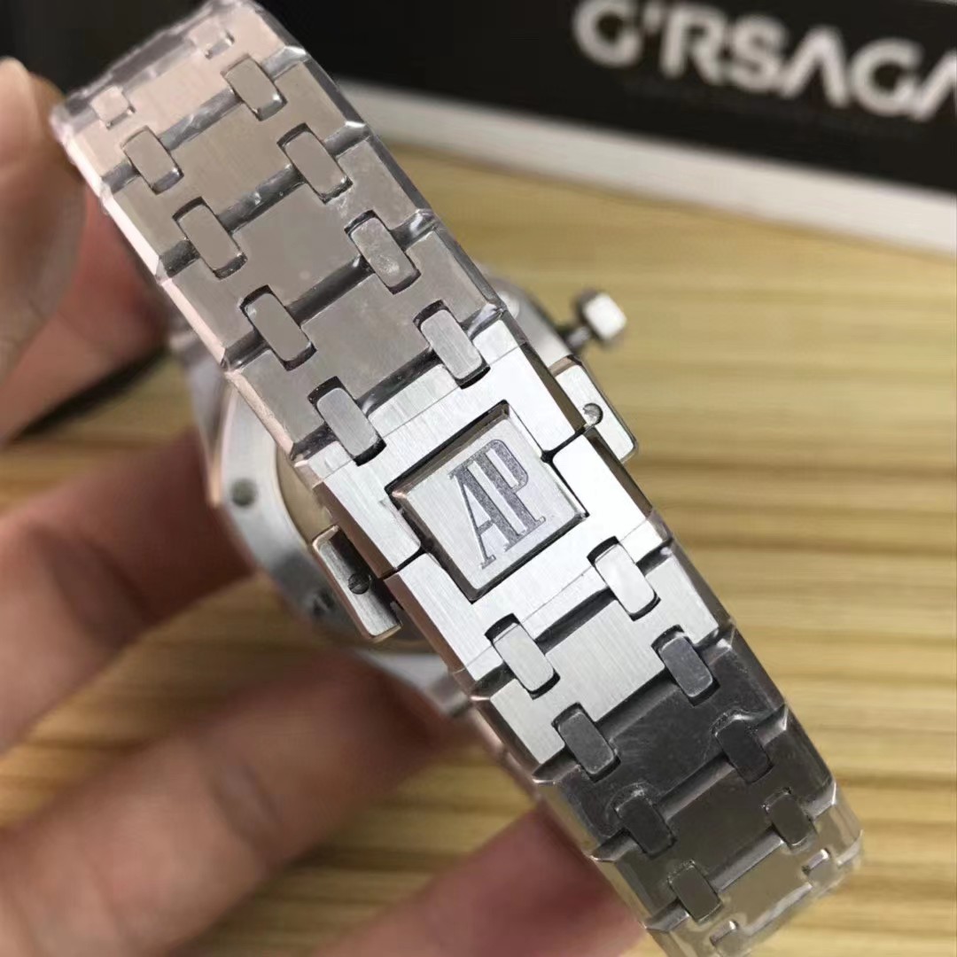 Audemars Piguet Royal Oak Doppelunruh durchbrochen - EUR FASHION