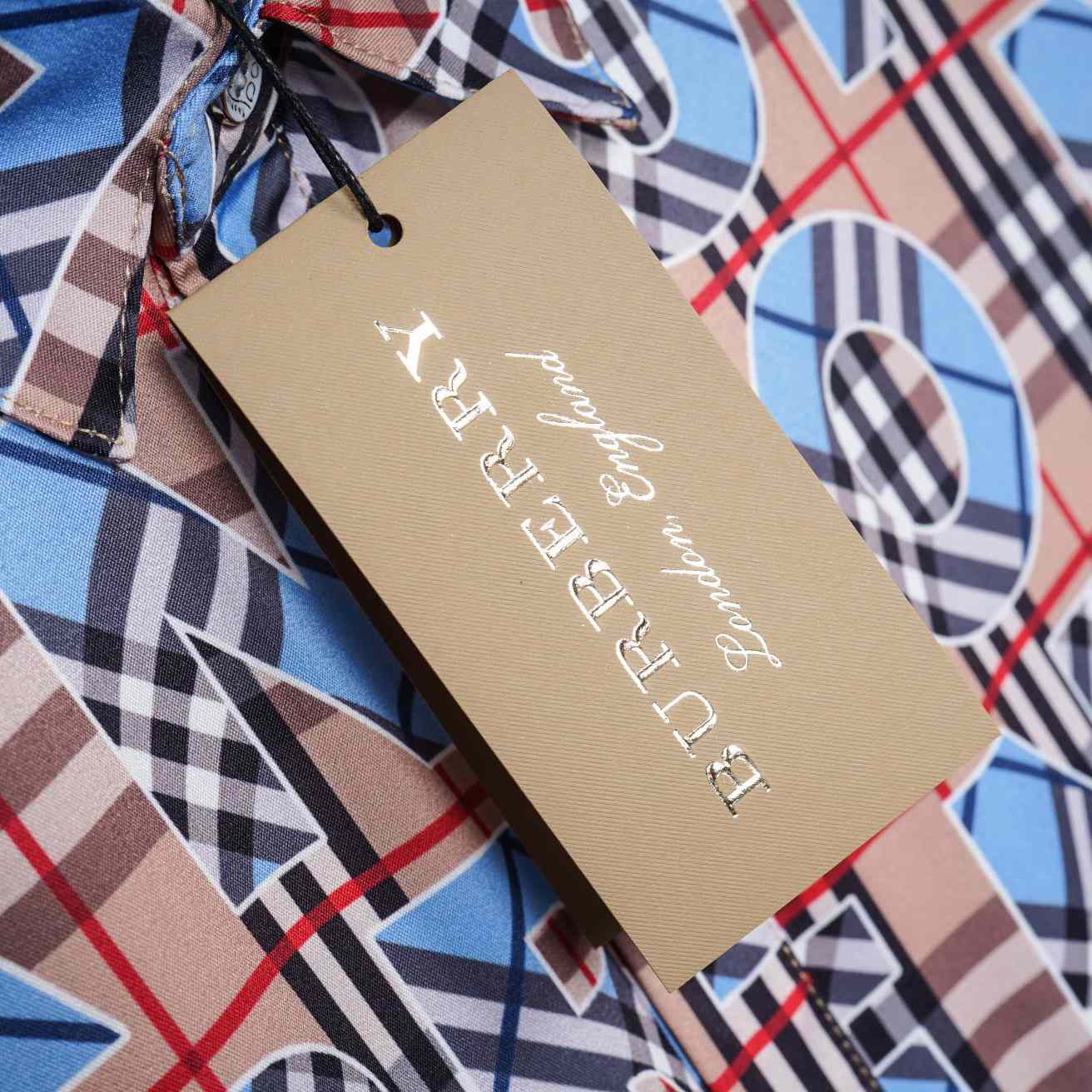 Burberry Vintage Check Logo Kurzarmhemd und Shorts - EUR FASHION