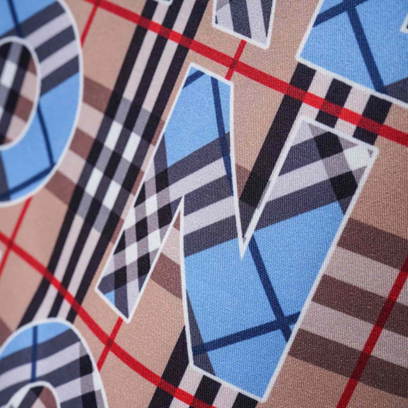 Burberry Vintage Check Logo Kurzarmhemd und Shorts - EUR FASHION