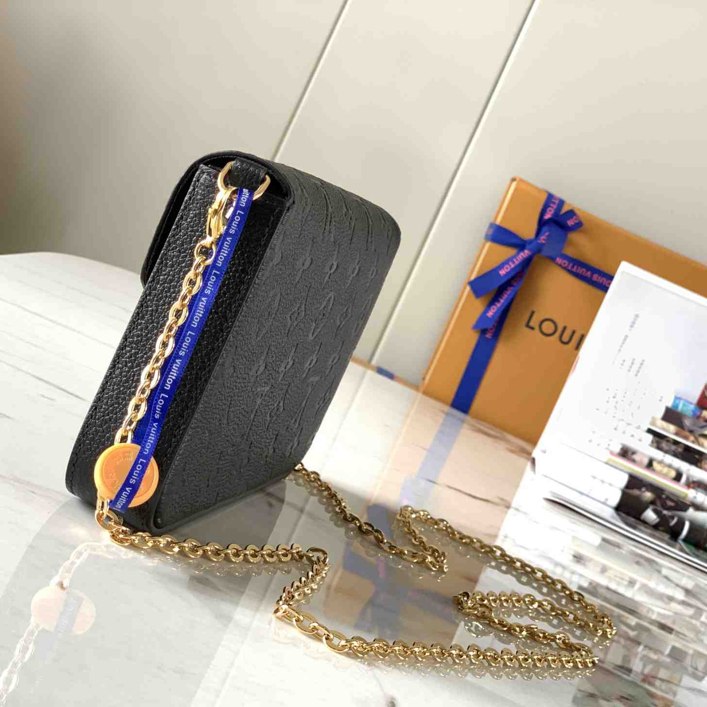 Louis Vuitton Félicie Pochette (21 x 12 x 3 cm) M64064 - EUR FASHION