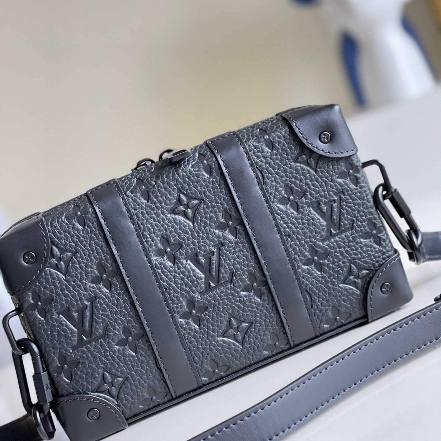 Louis Vuitton Soft Trunk Wallet (22,5 x 14,0 x 5,0 cm) M80224 - EUR FASHION