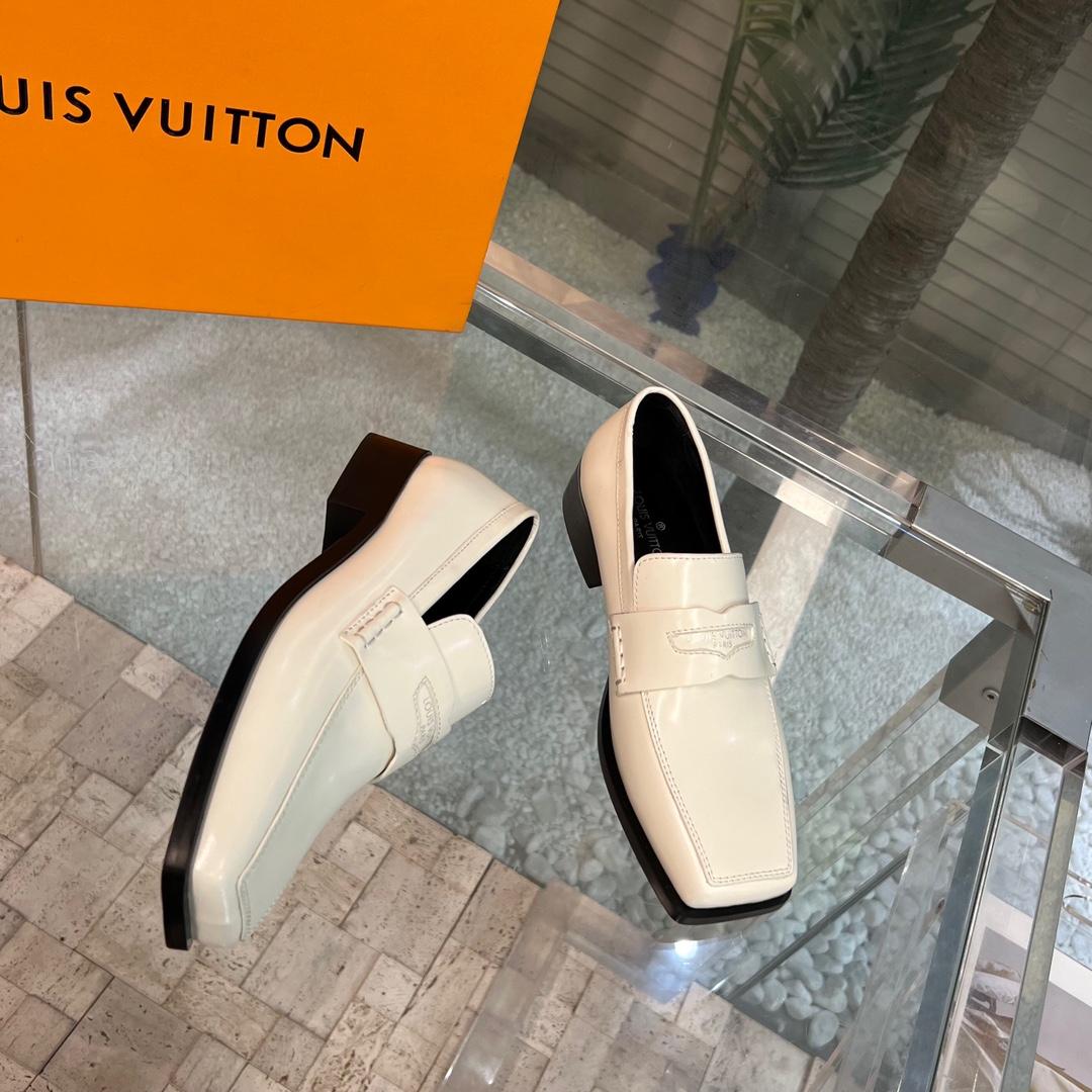 Louis Vuitton Connelly Flacher Loafer - EUR FASHION