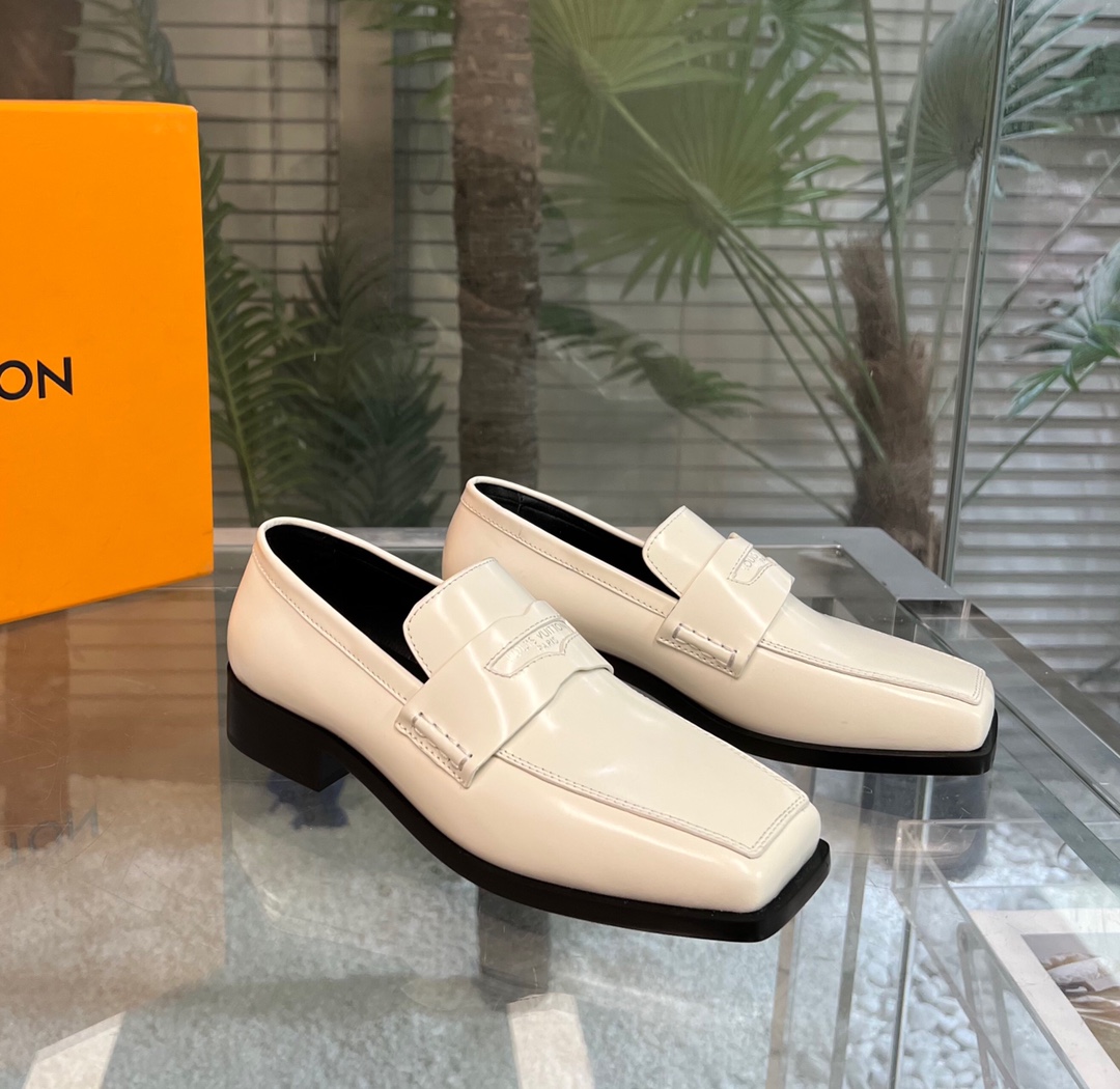 Louis Vuitton Connelly Flacher Loafer - EUR FASHION