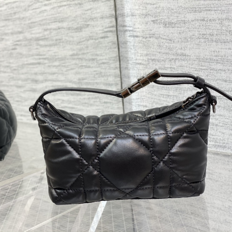 Kleine Diortravel Nomad-Tasche von Dior - EUR FASHION