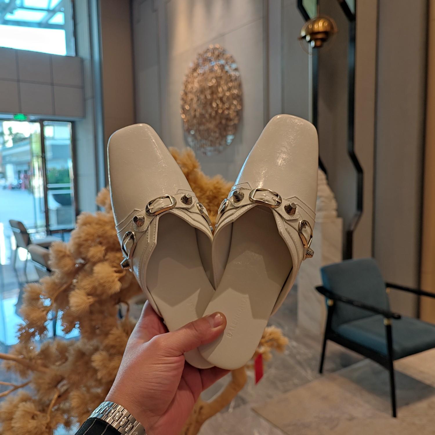 Balenciaga Damen Cosy Cagole Mule - EUR FASHION