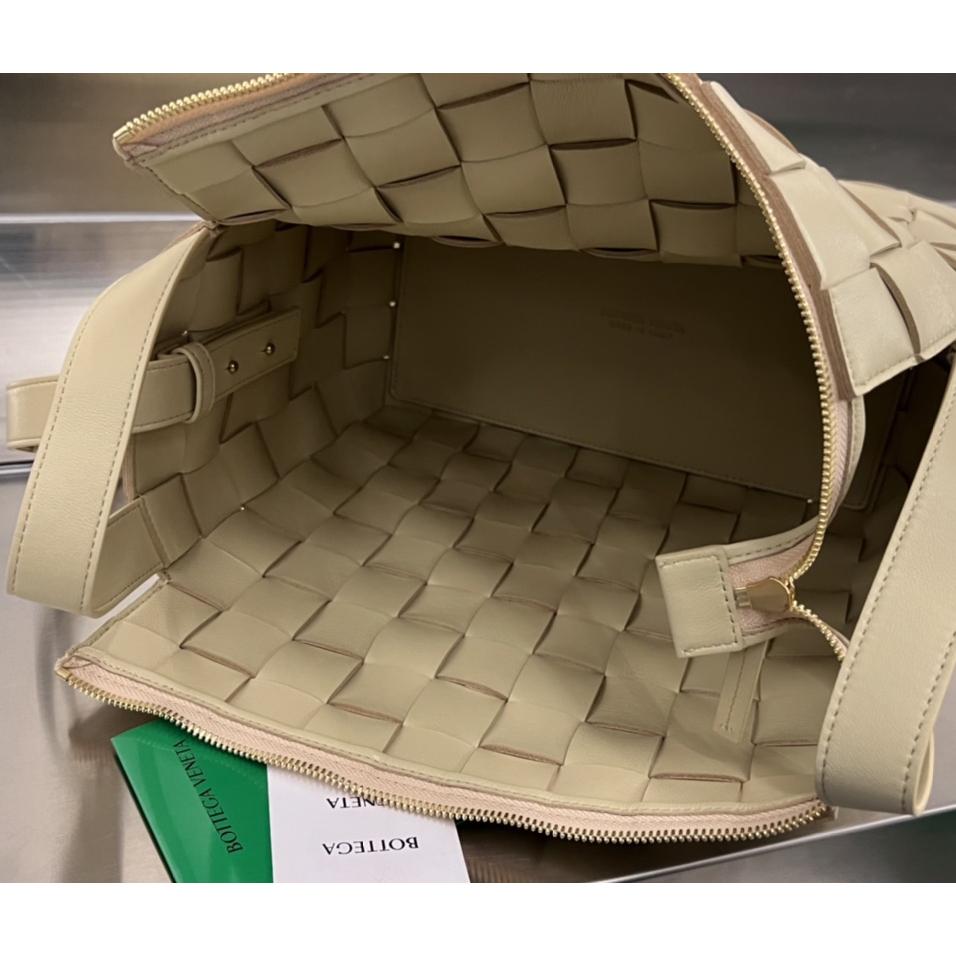 Bottega Veneta Bowling-Kassette - EUR FASHION