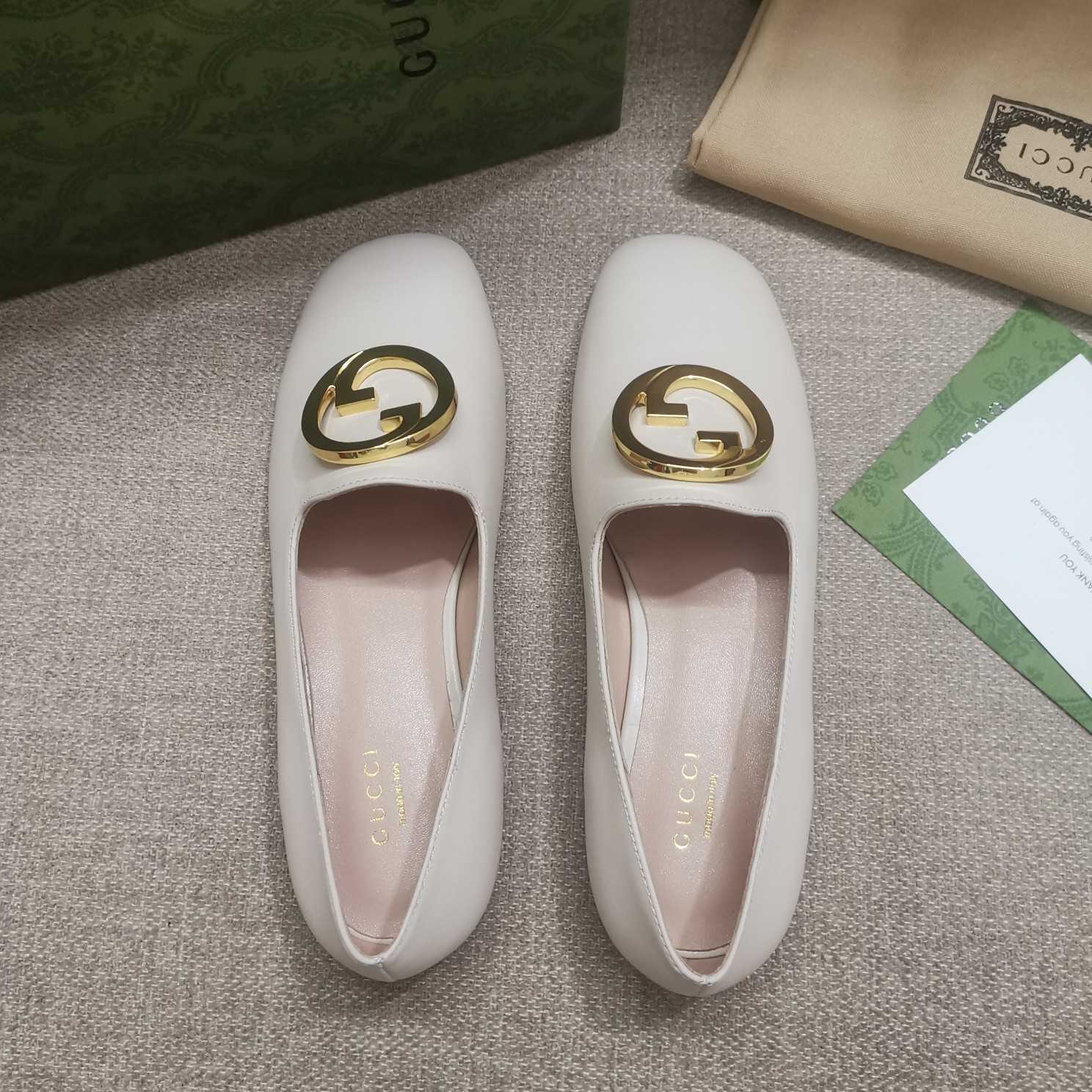 Gucci Blonde Ballerinas für Damen - EUR FASHION