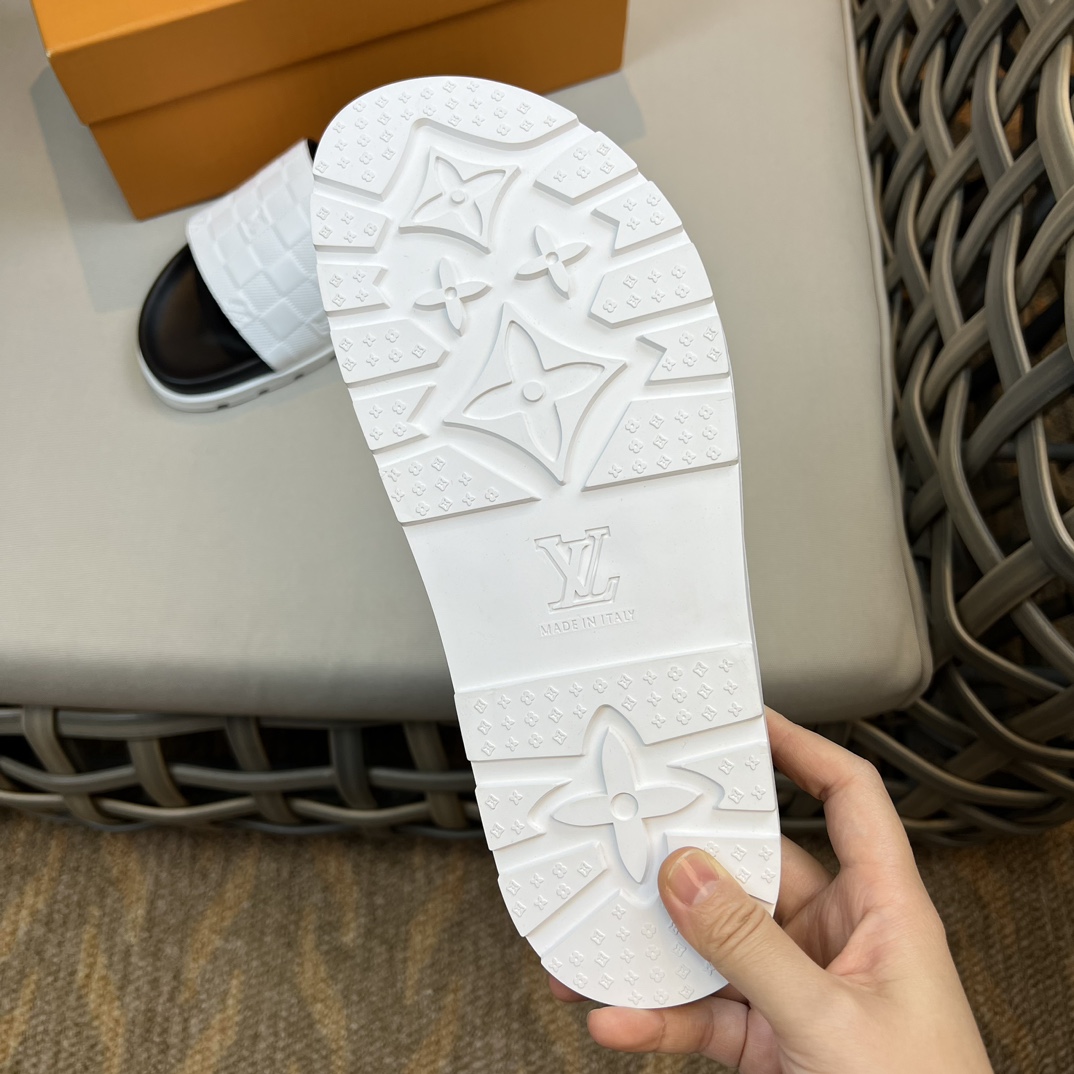 Louis Vuitton-Monogramm-Sandalen - EUR FASHION