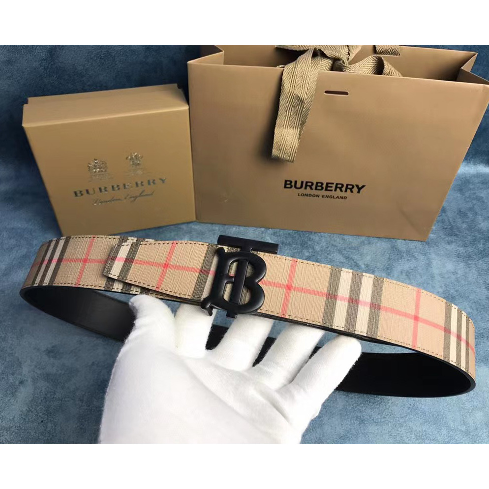 Wendbarer TB-Gürtel aus Burberry-Karo und Leder - EUR FASHION