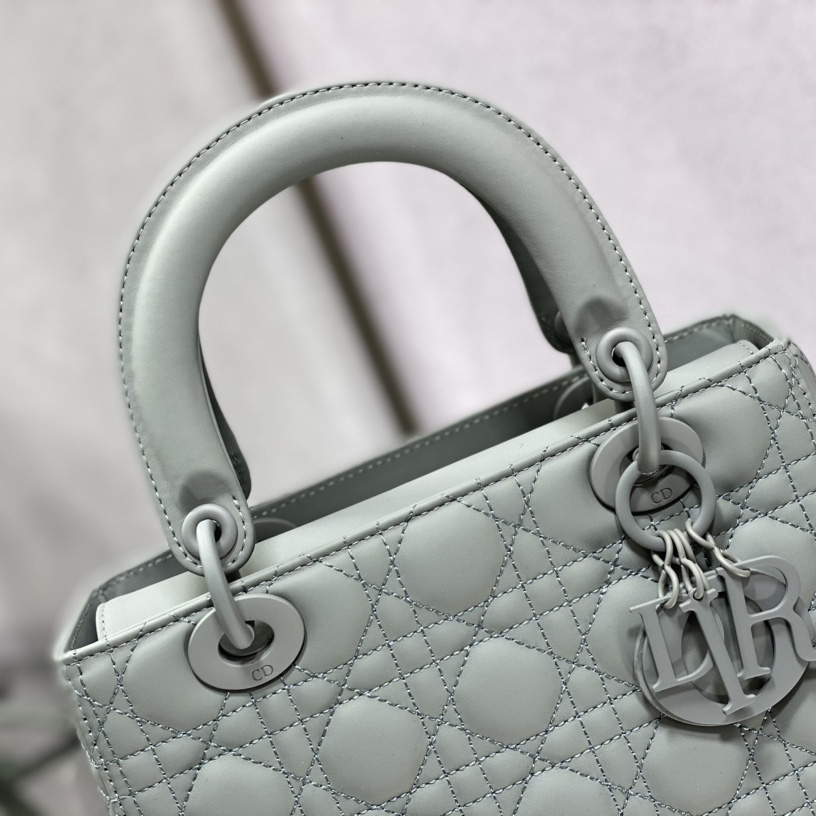 Dior Mittlere Lady Dior Tasche - EUR FASHION