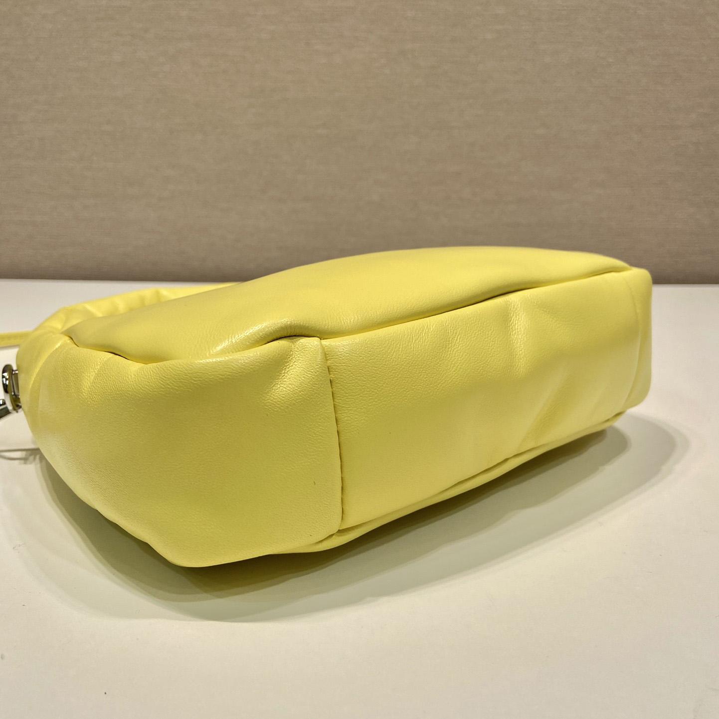 Prada Minitasche aus weich gepolstertem Nappaleder - EUR FASHION