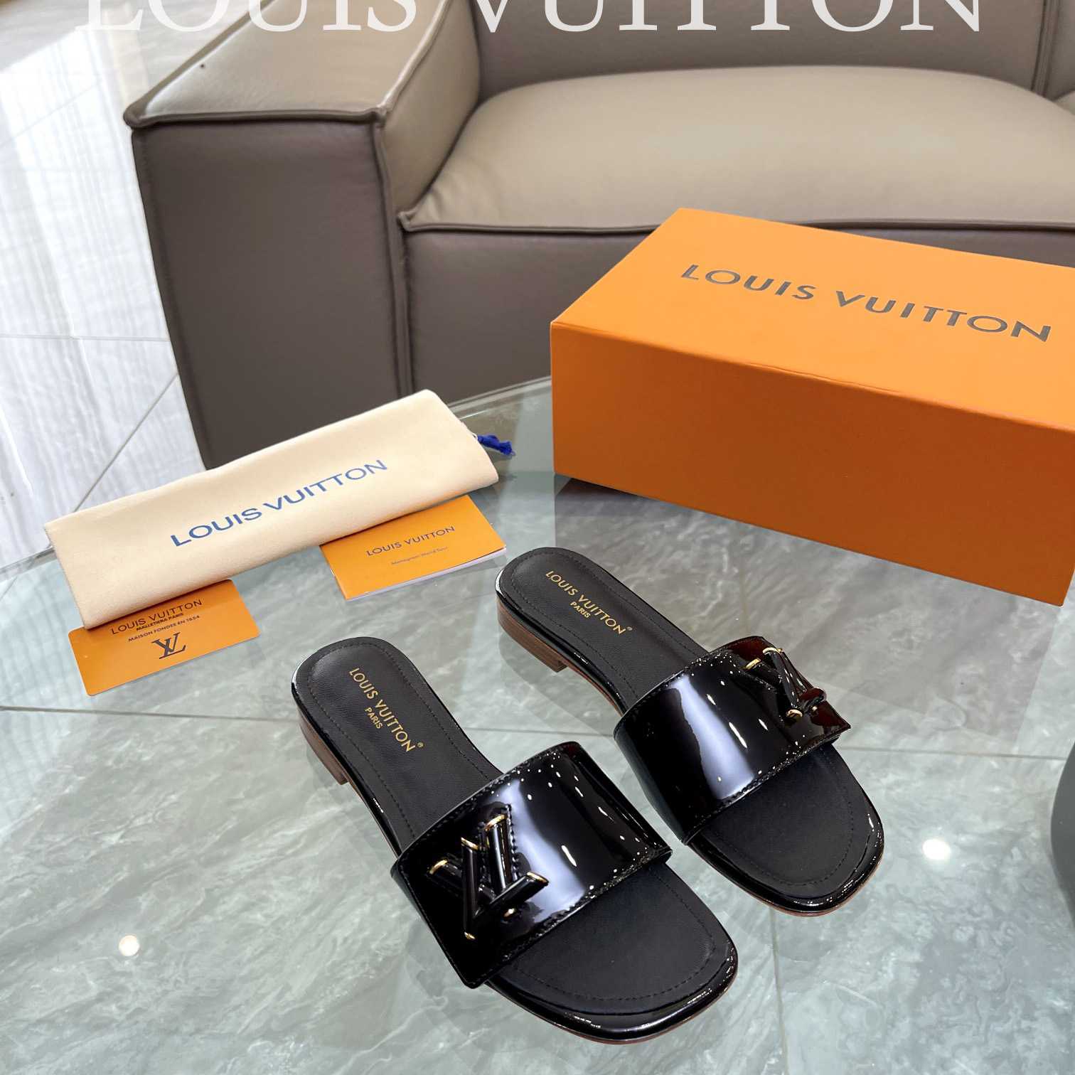 Louis Vuitton Shake Flat Mule - EUR FASHION