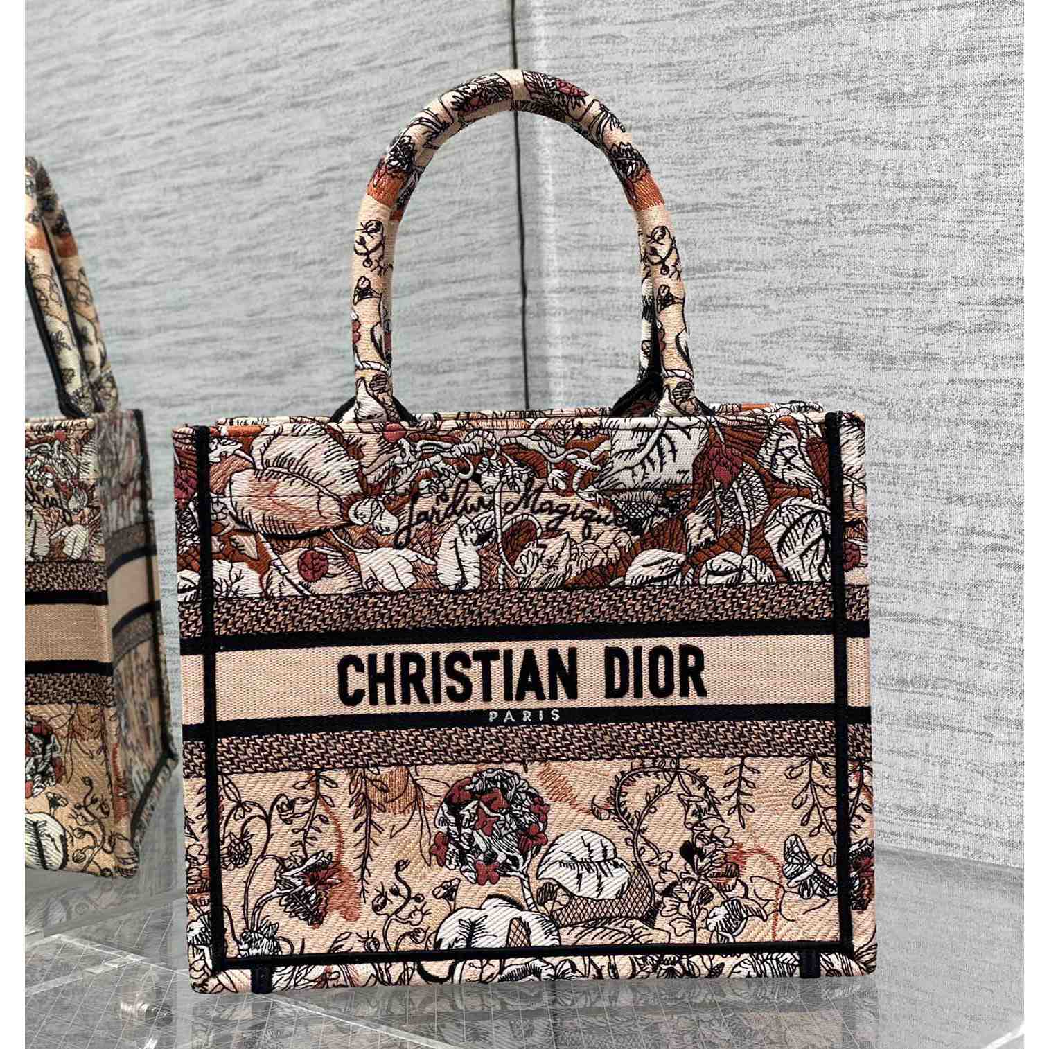 Kleine Dior-Buchtasche von Dior - EUR FASHION