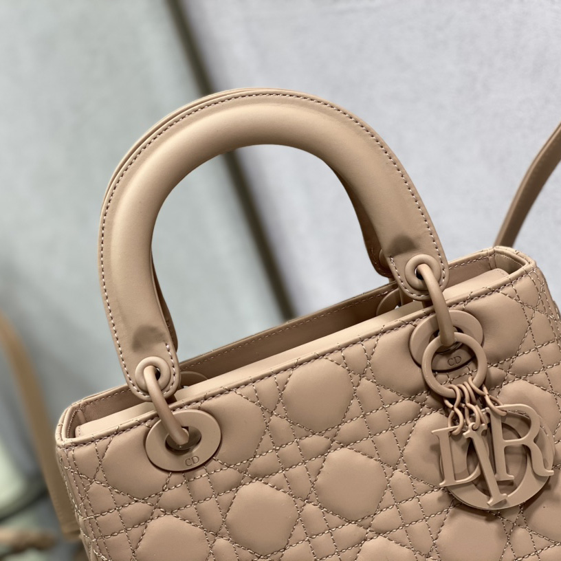 Dior Mittlere Lady Dior Tasche - EUR FASHION