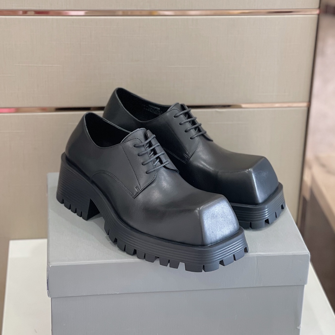 Balenciaga Rhino Derby für Herren in Schwarz - EUR FASHION