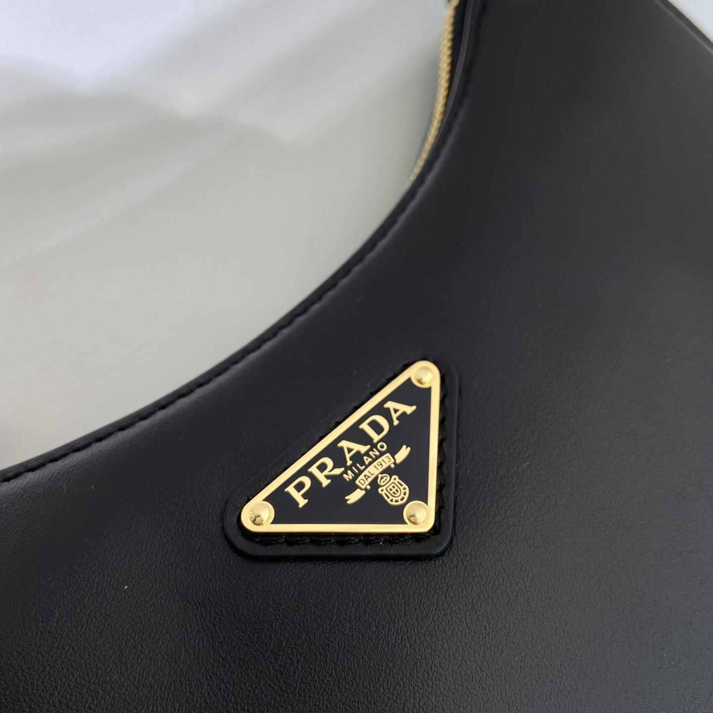 Umhängetasche aus Prada-Leder - EUR FASHION