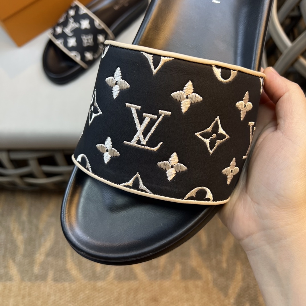 Louis Vuitton-Monogramm-Sandalen - EUR FASHION