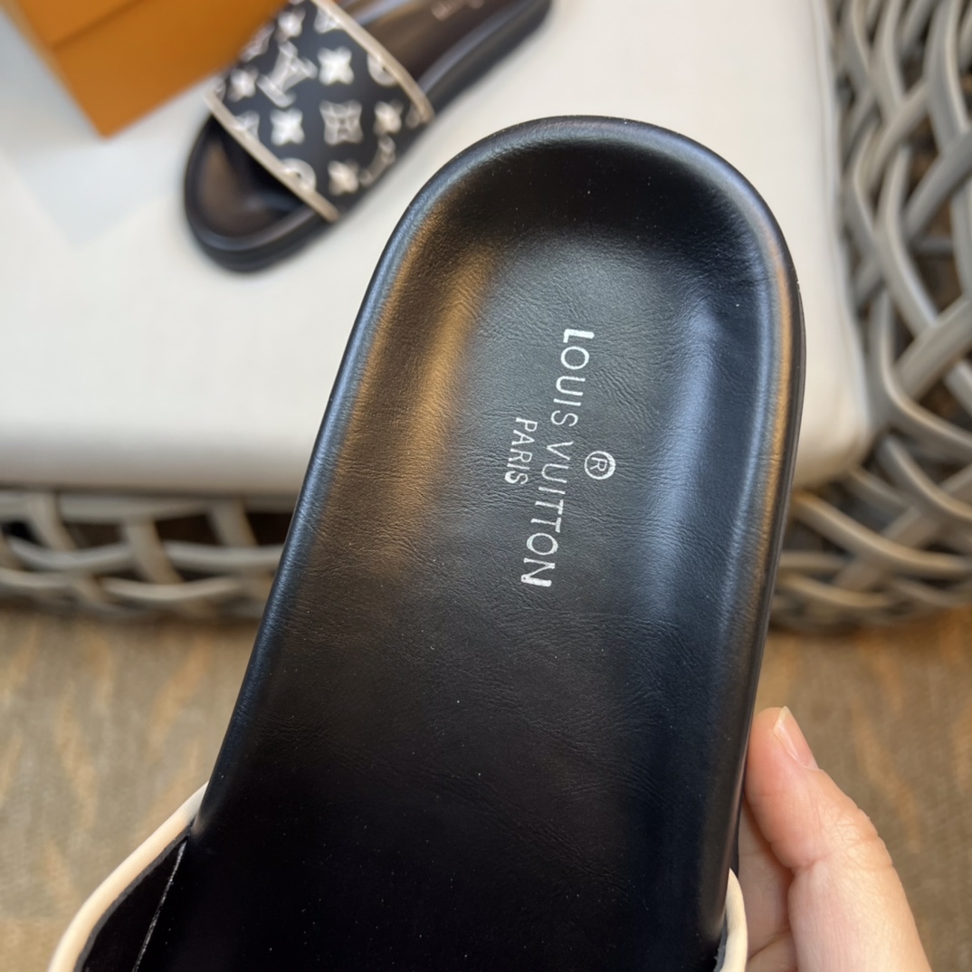 Louis Vuitton-Monogramm-Sandalen - EUR FASHION
