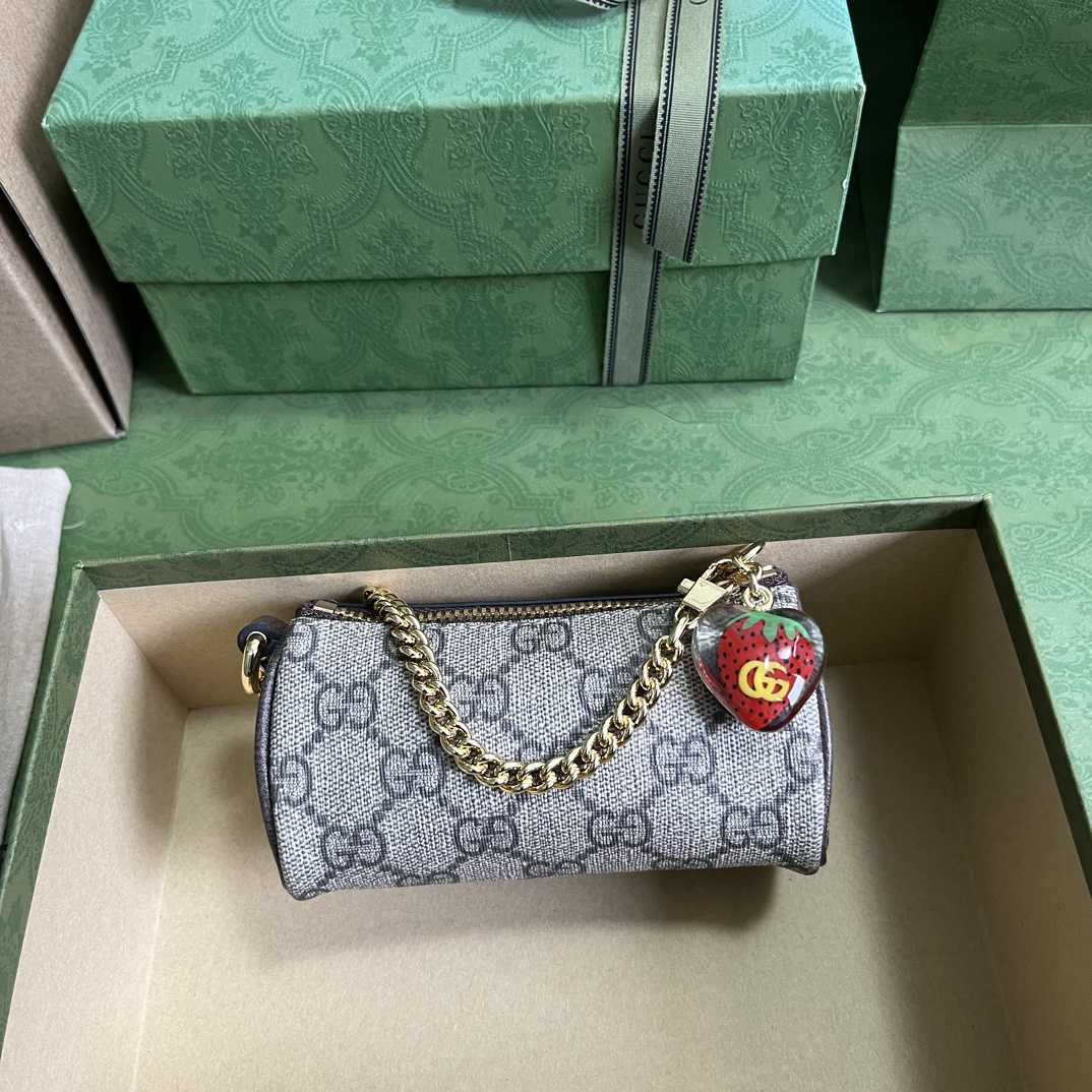 Gucci-Geldbörse mit Doppel-G-Erdbeere - EUR FASHION