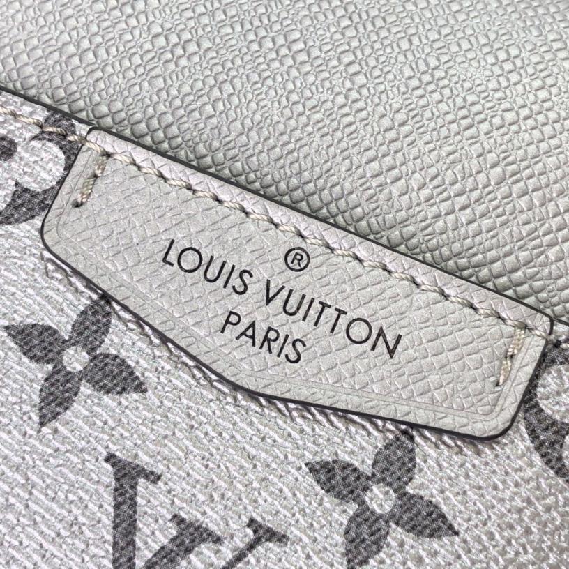 Louis Vuitton Outdoor-Schultertasche (13–21–5 cm) M30833 - EUR FASHION