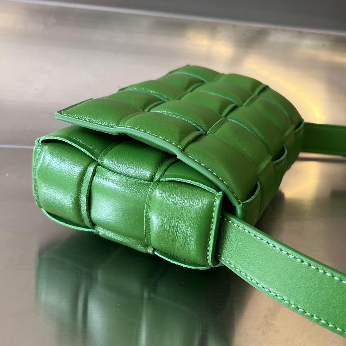 Kleine gepolsterte Kassette von Bottega Veneta - EUR FASHION