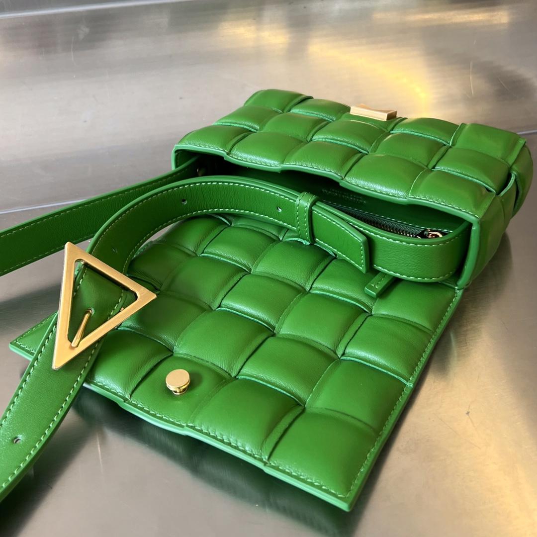 Kleine gepolsterte Kassette von Bottega Veneta - EUR FASHION