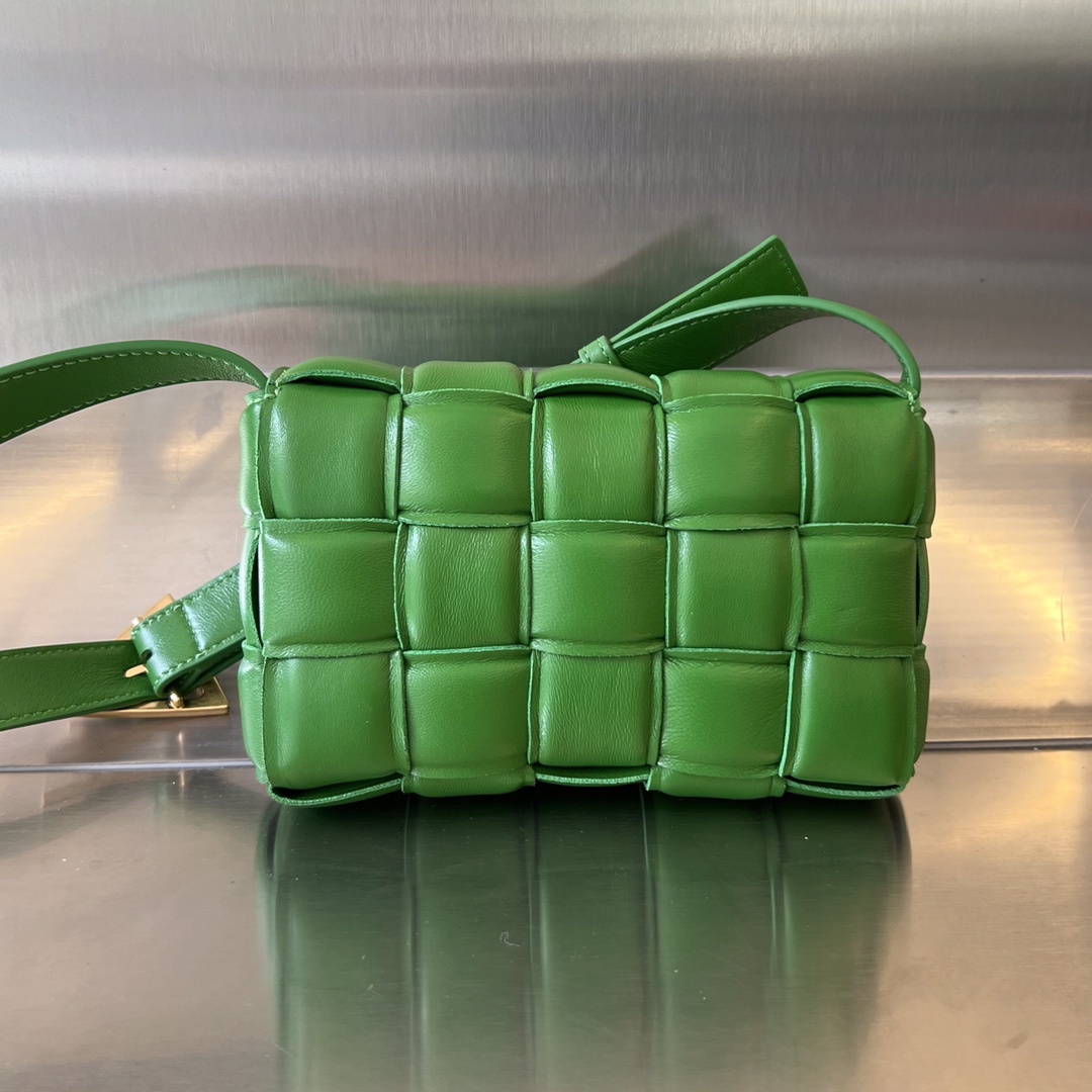 Kleine gepolsterte Kassette von Bottega Veneta - EUR FASHION