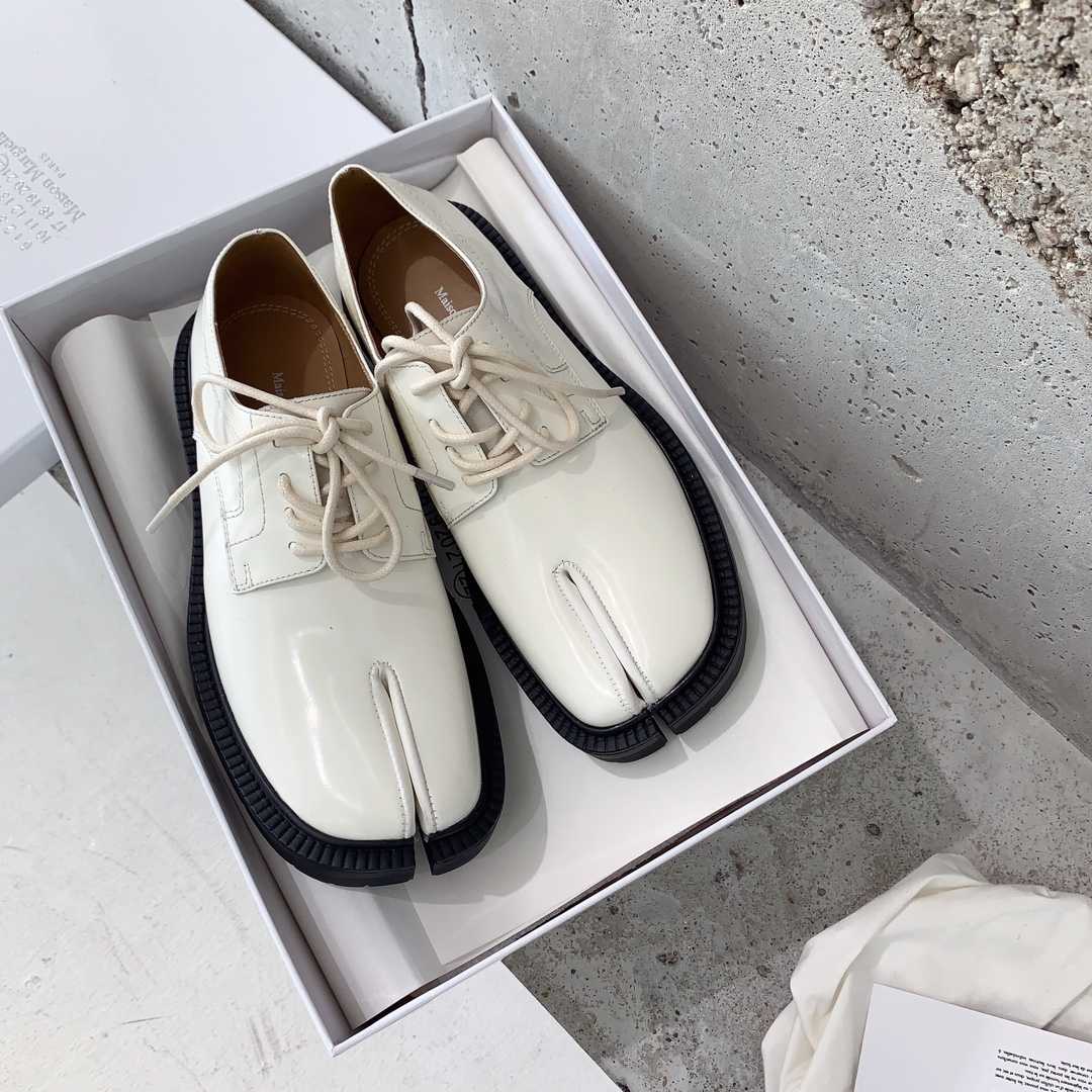 Maison Margiela Tabi Schnür-Loafer - EUR FASHION