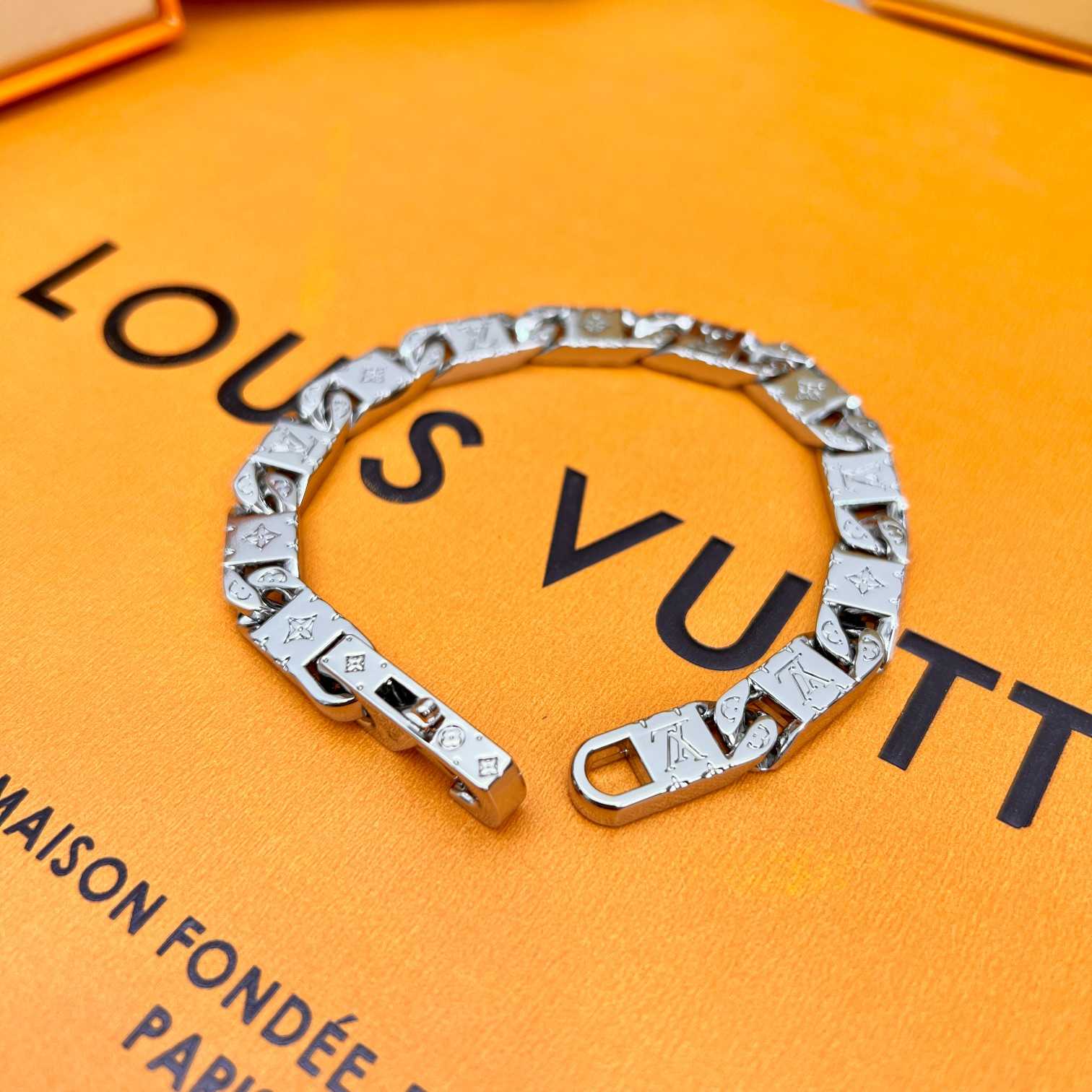 Gefesseltes Louis Vuitton-Monogramm-Armband M0921 - EUR FASHION