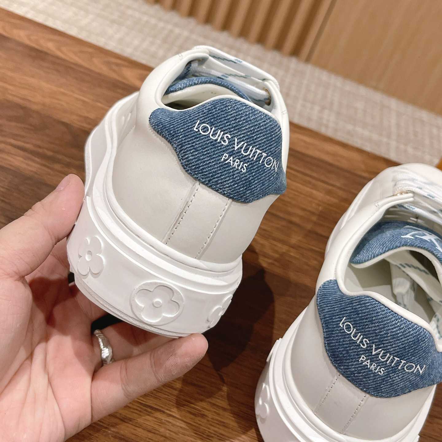 Louis Vuitton Time Out Sneaker (in britischer Größe) 1ABB4O - EUR FASHION