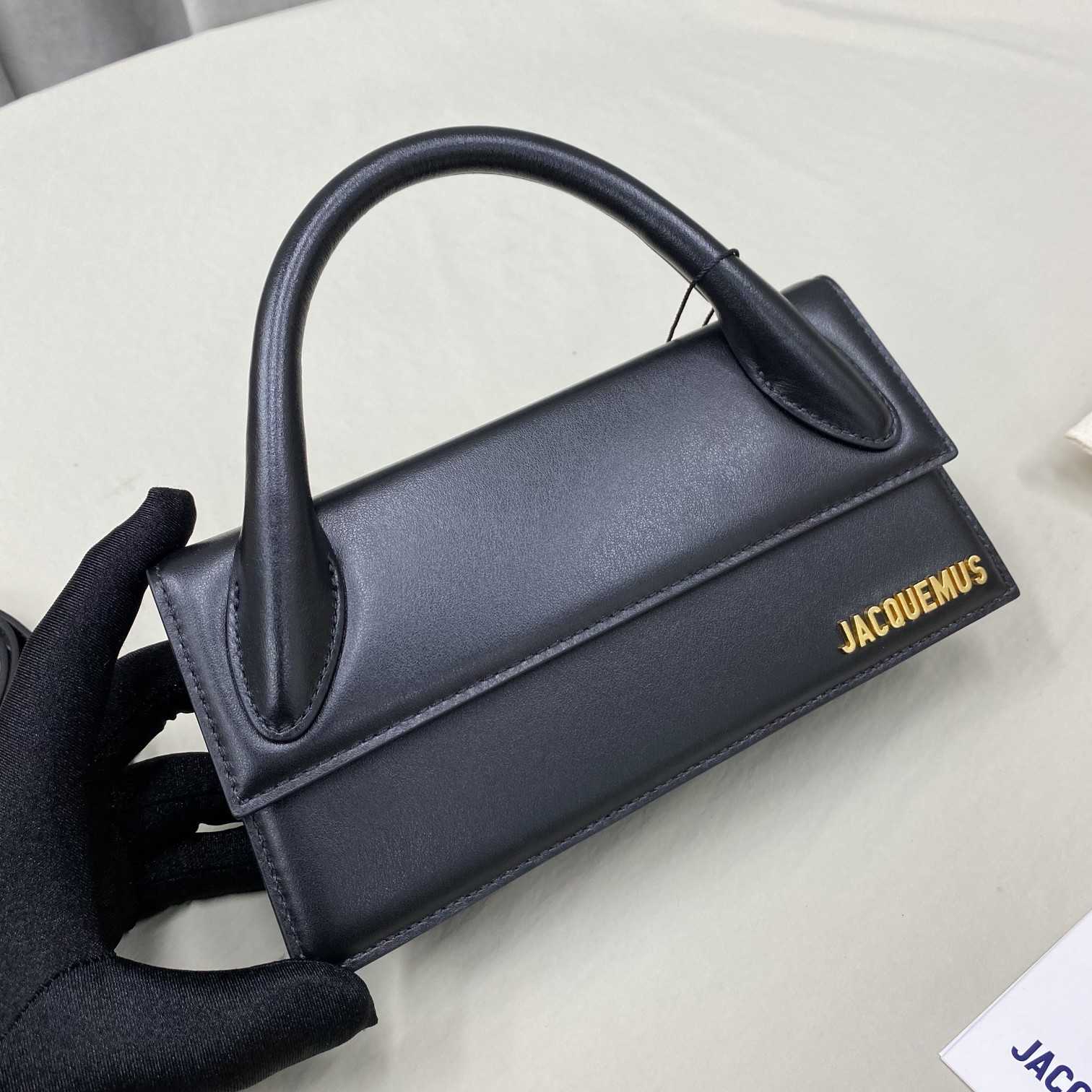 Jacquemus Le Chiquito Lange Lederhandtasche - EUR FASHION