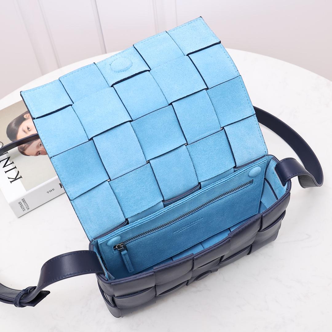 Bottega Veneta Kassette - EUR FASHION