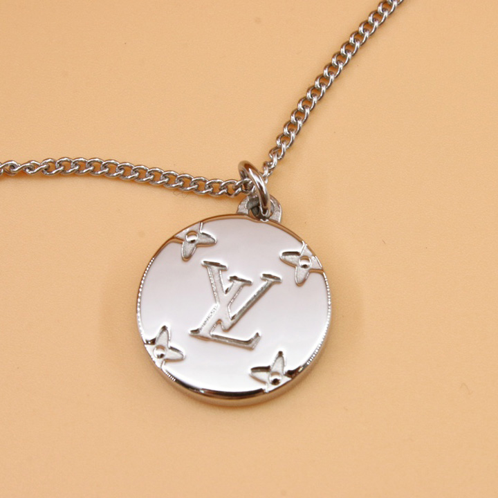 Louis Vuitton Monogramm Charms Halskette M62485 - EUR FASHION