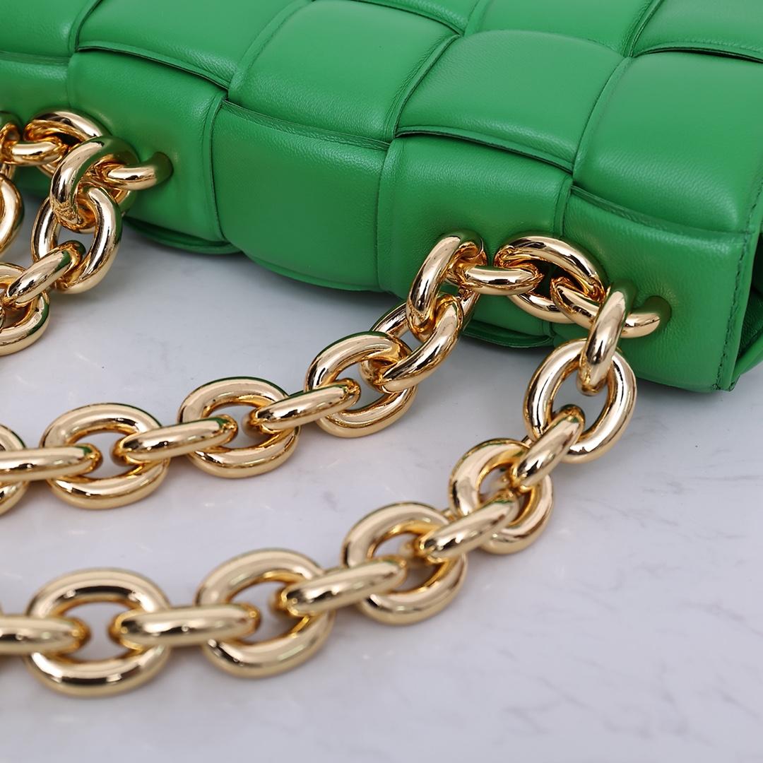 Bottega Veneta Kettenkassette - EUR FASHION