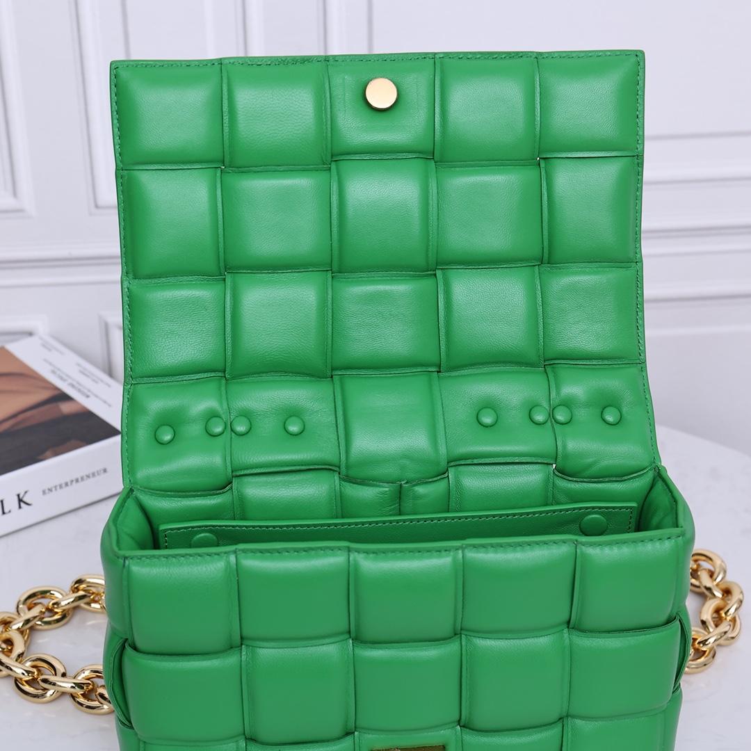 Bottega Veneta Kettenkassette - EUR FASHION