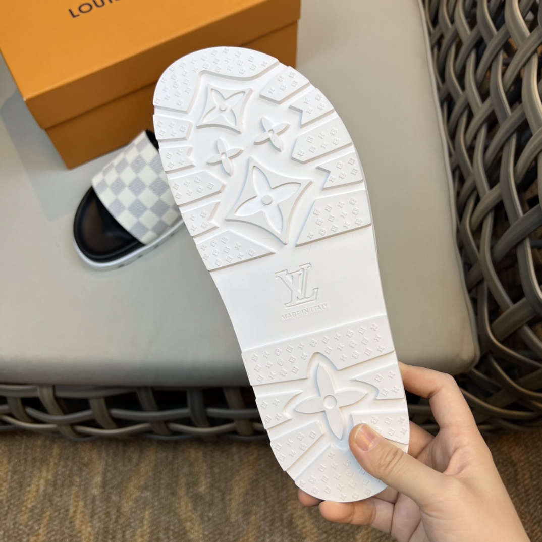 Louis Vuitton Sandalen - EUR FASHION