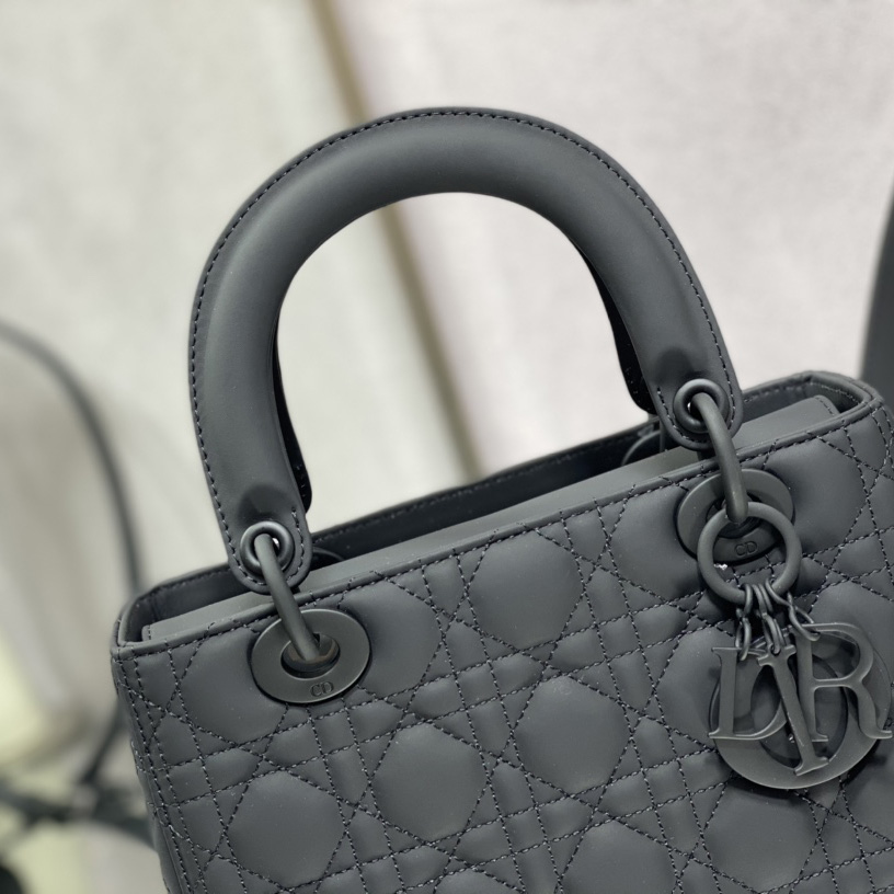 Dior Mittlere Lady Dior Tasche - EUR FASHION