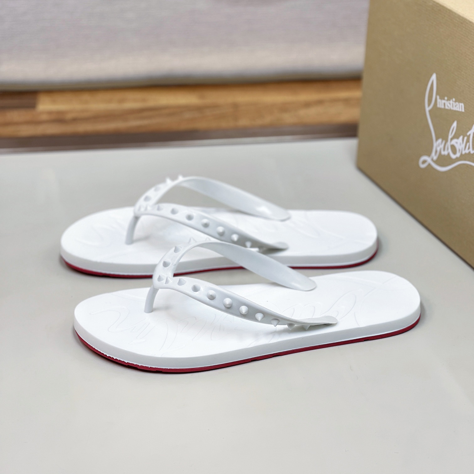 Christian Louboutin Loubi Flip Man Flip-Flops – Gummi - EUR FASHION