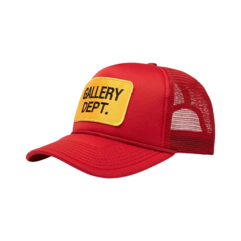 Galerie-Abteilung. Souvenir-rote Trucker-Mütze - EUR FASHION