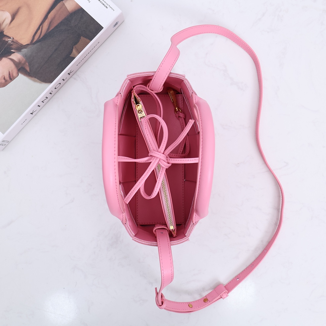 Bottega Veneta Candy Arco Einkaufstasche - EUR FASHION