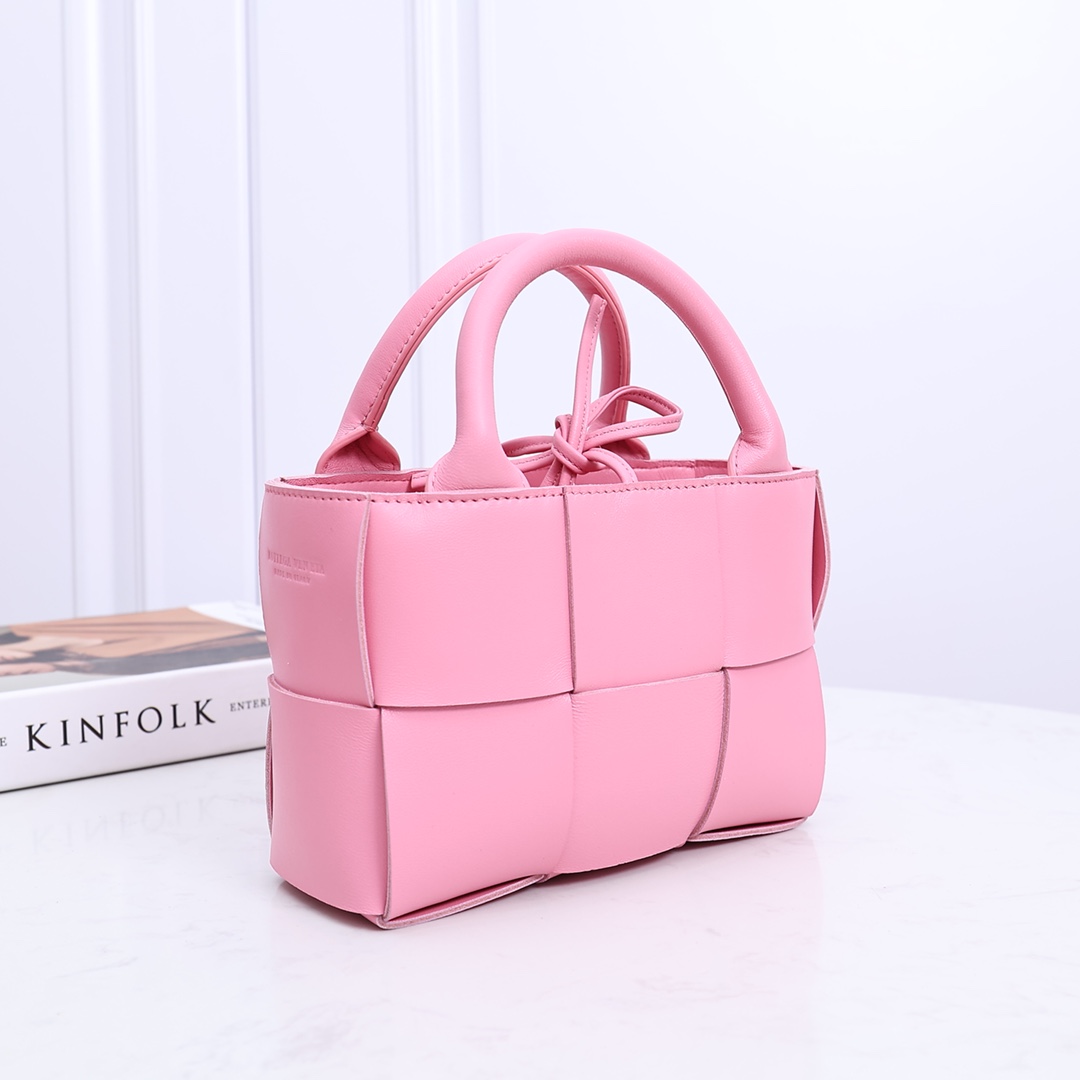 Bottega Veneta Candy Arco Einkaufstasche - EUR FASHION