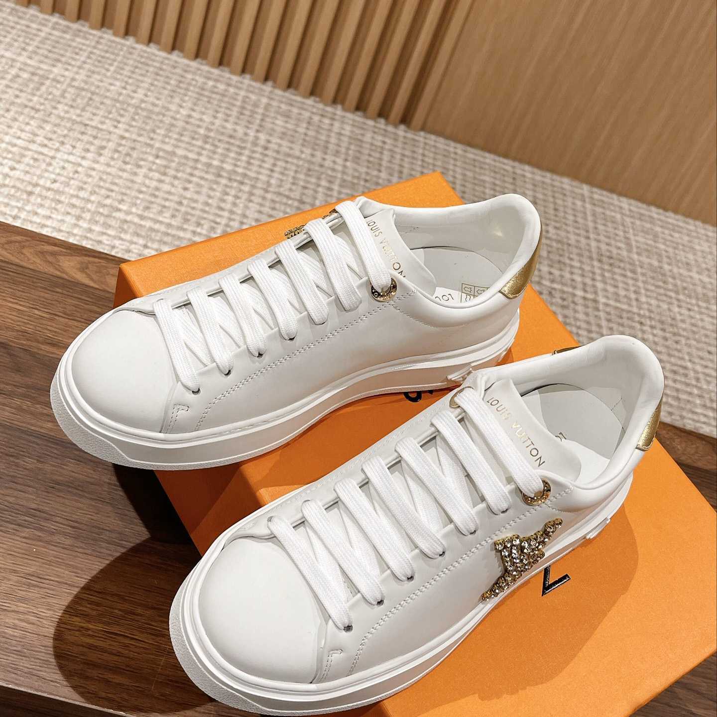 Louis Vuitton Time Out Sneaker (in britischer Größe) - EUR FASHION